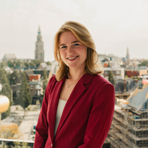 Laura Wever