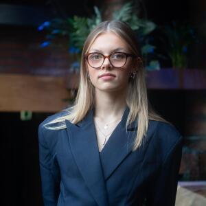 Isa Dik